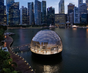Tham quan Apple Store hình cầu nổi trên mặt nước vừa mới được khai trương tại Singapore