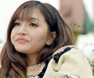 Mẹ ruột Bích Phương khiến cộng đồng mạng xôn xao với màn 'dằn mặt' con gái không chịu lấy chồng
