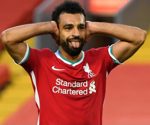 Salah lập hattrick, Liverpool thắng nghẹt thở trong ngày mở màn Ngoại hạng Anh