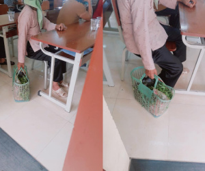 Người bà mang cả giỏ đi chợ đến buổi họp của cháu: Nhìn chỉ thấy 'rưng rưng', không gì lớn hơn tình cảm gia đình