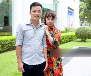 Cô dâu 62 tuổi ở Cao Bằng lần đầu công khai khuôn mặt bị chê méo thậm tệ sau thẩm mỹ, tiết lộ những tổn thương phía sau hàng trăm lời đồn suốt 2 năm bất ngờ nổi tiếng