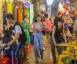 Cận cảnh những tuyến phố sẵn sàng 'sống xuyên đêm' ở Hà Nội