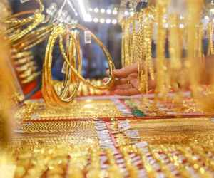 Giá vàng hôm nay 14/9: Lặng sóng chờ thời, tuần mới biến động