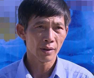 Đánh bài ăn tiền tại trụ sở, phó chủ tịch huyện bị mất chức
