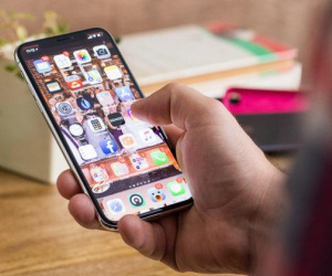 4 thói quen sử dụng smartphone bạn cần phải bỏ gấp