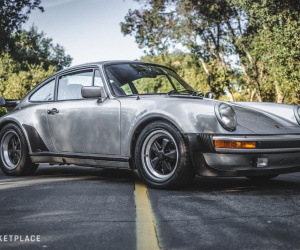 Porsche 930 Turbo hàng siêu hiếm bất ngờ xuất hiện tại Sài Gòn