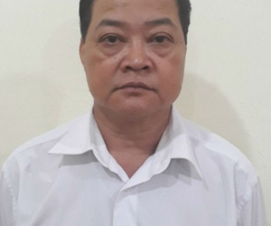 Phó hiệu trưởng cùng giáo viên tổ chức tiệc ma túy ngay tại trường học