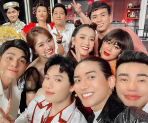 Cả Vbiz hội ngộ trong một khung hình: Trường Giang - Hari Won nhường spotlight cho màn ké ảnh 'giả trân' của Huỳnh Lập