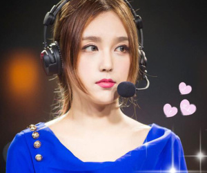 Để mặt mộc livestream vẫn xinh đẹp hút hồn, nữ streamer được fan donate cả trăm triệu