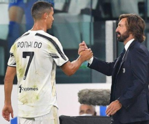 HLV Pirlo tiết lộ thời điểm để Ronaldo ngồi dự bị