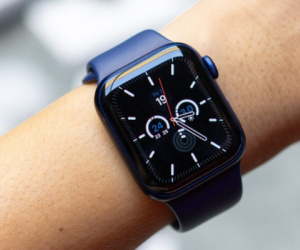 Trên tay Apple Watch Series 6: Tính năng ăn tiền nhất lại không sử dụng được ở Việt Nam