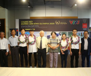 Hành động siêu đẹp của Quán quân Olympia đập tan lời đồn kiêu ngạo, 'coi thường đối thủ'