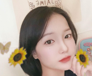 Gái Hàn Nhật có 2 tuyệt kỹ dưỡng ẩm - chống nắng tối quan trọng để da dẻ luôn mướt mát, xóa mờ sự xuất hiện của nếp nhăn