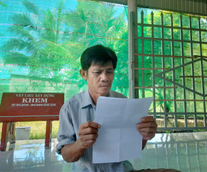 Cha mẹ khóc cạn nước mắt 'cầu cứu' tìm con gái mất liên lạc sau khi lấy chồng Trung Quốc