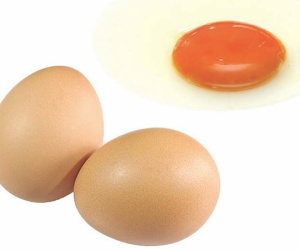 Đua sản xuất trứng gà cao cấp có thể ăn sống