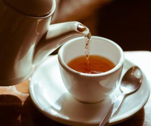 Uống trà thế này chẳng khác nào uống... thuốc độc