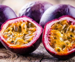 Dù 20, 30 hay 40 tuổi, phụ nữ cũng cần ăn ít nhất 1 loại quả này trong ngày để làm đẹp da, giải độc, chống lão hóa và sống thọ hơn