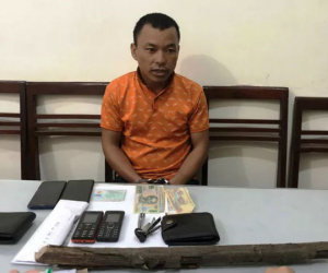 Cùng thích một cô gái, dùng gậy đánh bạn thân tử vong