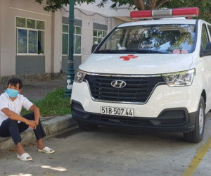 Công khai số điện thoại, ông Đoàn Ngọc Hải bị nhắn tin lăng mạ, xin tiền