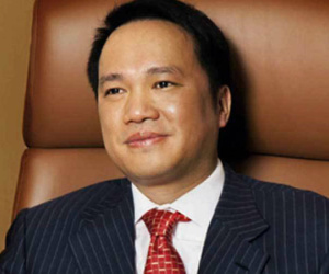 Sếp ngoại chi tiền mua cổ phiếu tỷ phú Việt, ngân hàng dậy sóng
