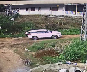 Cho con mới sinh rồi hô hoán bị bắt cóc