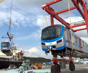 Đoàn tàu metro Bến Thành- Suối Tiên chính thức sắp 'nhập cảnh' về TP.HCM