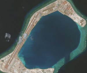 Báo Trung Quốc dọa bắn rơi máy bay, căn cứ Mỹ nếu tấn công đảo nhân tạo ở Trường Sa