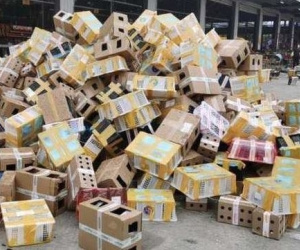 5.000 thú cưng chết trong hộp giấy đục lỗ ở Trung Quốc