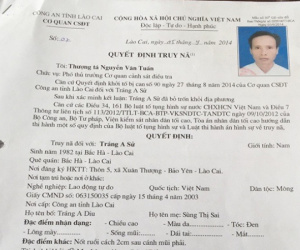 Vận động đối tượng truy nã từ nước ngoài về đầu thú
