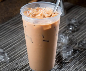 Chạy theo trào lưu 'ly trà sữa đầu tiên vào mùa thu', người phụ nữ ho ra máu, bác sĩ lắc đầu ngán ngẩm