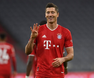 Lewandowski ghi 4 bàn, Bayern giành chiến thắng siêu kịch tính
