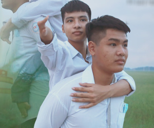 Nam sinh 10 năm cõng bạn đến trường thiếu 0,25 điểm vào ĐH Y Hà Nội, đôi bạn tạm thời chia xa