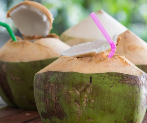 Muốn trẻ lâu, khỏe mạnh và ngừa ung thư hiệu quả, chị em nên ưu tiên sử dụng 5 thực phẩm 'kiềm hóa' rẻ bèo này