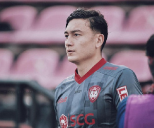 Đặng Văn Lâm lỡ cơ hội trổ tài ở vòng 8 Thai League vì sự cố mất điện