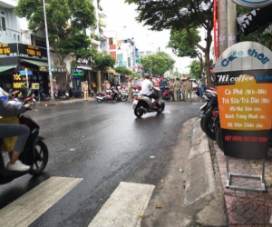 Sài Gòn: Bắt nóng người phụ nữ bịt mặt, cướp 2 tỷ đồng ở Chi nhánh ngân hàng Techcombank