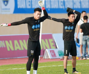 Chưa cần Văn Lâm xuất hiện, Bùi Tiến Dũng vẫn gặp nguy vì một 'ký ức buồn' đang tái diễn