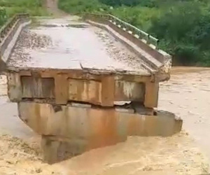Lũ cuốn làm 1 trung úy biên phòng và 1 sinh viên tử vong