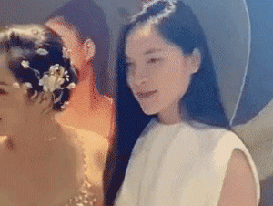'Bạn gái tin đồn' của cậu út - em chồng Hà Tăng lộ nhan sắc thật gây thất vọng
