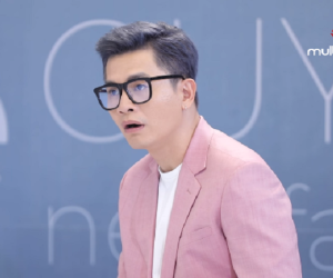 Cười 'ná thở' với những màn catwalk kỳ quặc tại VNTM 2020: Người múa quạt như Khá Bảnh, kẻ đến trừng mắt nhìn Mâu Thủy rồi... về!