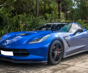 Cận cảnh Chevrolet Corvette C7 Stingray màu độc giá hơn 4 tỷ đồng của dân chơi Trà Vinh