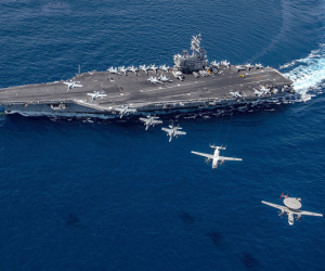 Nhóm tác chiến tàu sân bay Mỹ USS Ronald Reagan trở lại biển Đông