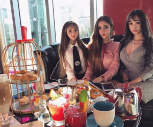 Hội phú bà 'fake': Trào lưu mới của những cô nàng trẻ đẹp không sang chảnh nhưng luôn tỏ ra là mình 'chanh sả'