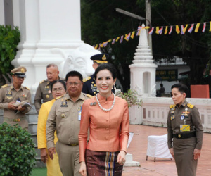Hoàng quý phi Thái Lan tái xuất rực rỡ, thực hiện loạt nhiệm vụ hoàng gia, vị thế cùng nhan sắc ngày càng thăng hạng