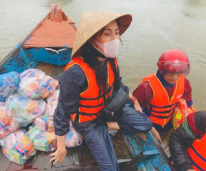 Quỹ cứu trợ miền Trung đã lên đến hơn 100 tỷ đồng, Thủy Tiên bắt đầu thấy lo sợ vì cầm trong tay số tiền quá lớn