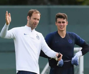 Bất lực với Kepa, Chelsea điền tên.. Petr Cech vào danh sách thi đấu