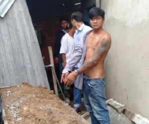Sau khi phê ma túy, nam thanh niên đập phá mộ cậu ruột