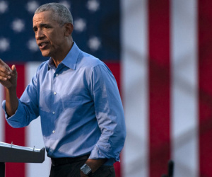 Cựu tổng thống Obama: 'Ngày xưa chỉ đi bán kem cũng nộp nhiều thuế hơn ông Trump'
