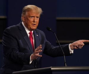 Tỷ lệ cược Trump thắng cao gấp đôi Biden