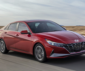 Hyundai Elantra thế hệ mới giá từ 19.700 USD