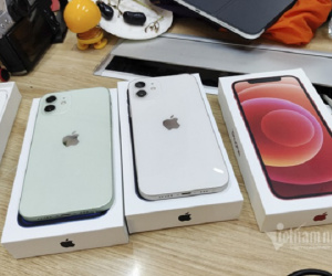 Cận cảnh iPhone 12 vừa về đến Việt Nam, rẻ nhất 23 triệu đồng